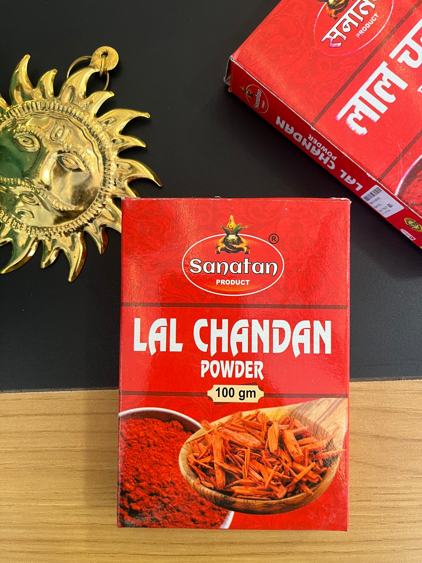 Lal Chandan Powder box