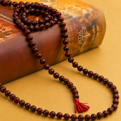 Lal Chandan Mala