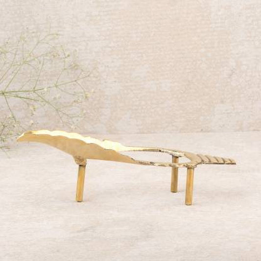 Brass Shankh Stand