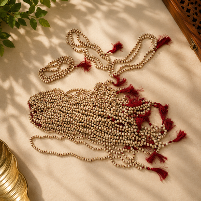 White Munjiya Mala – Mantrit